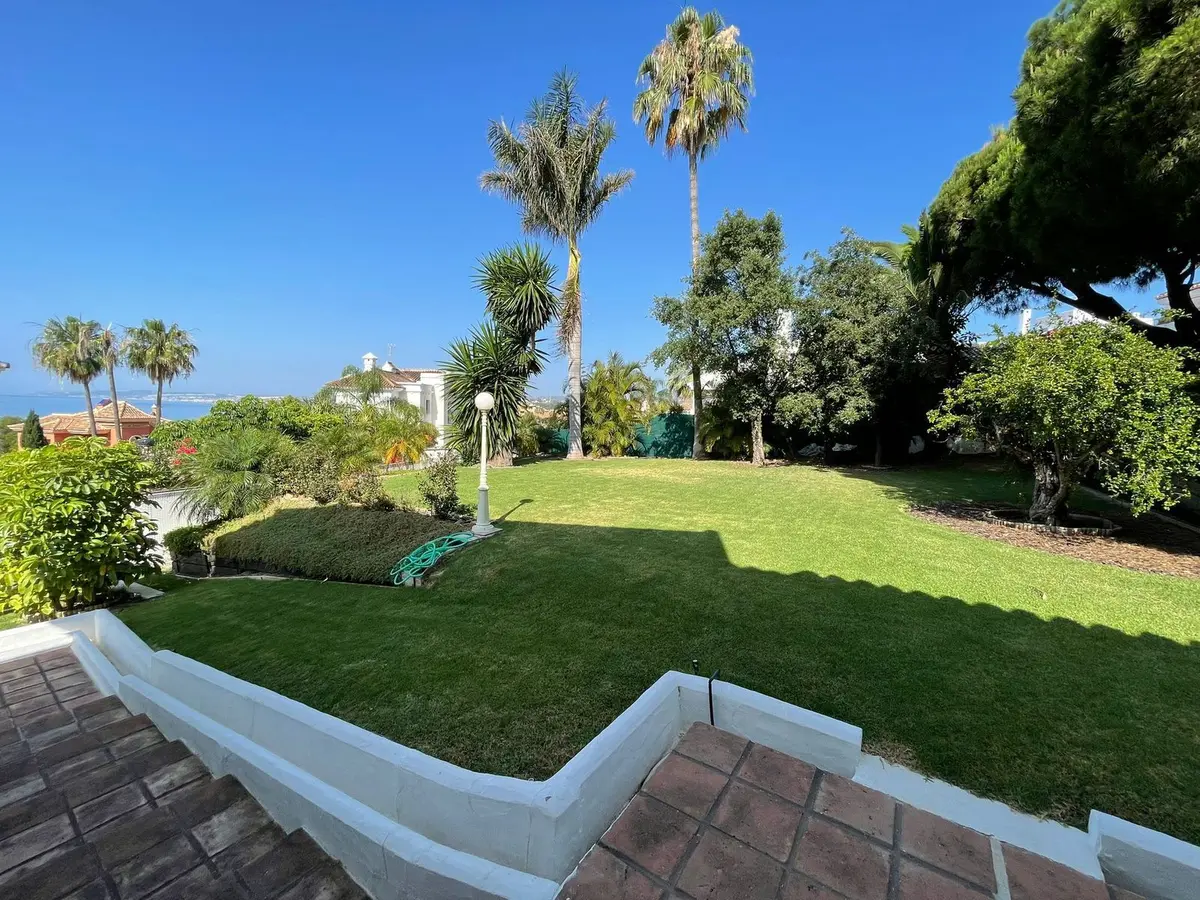 Detached Villa in Estepona