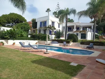 Golf View 5 Bedroom Villa in Guadalmina Alta