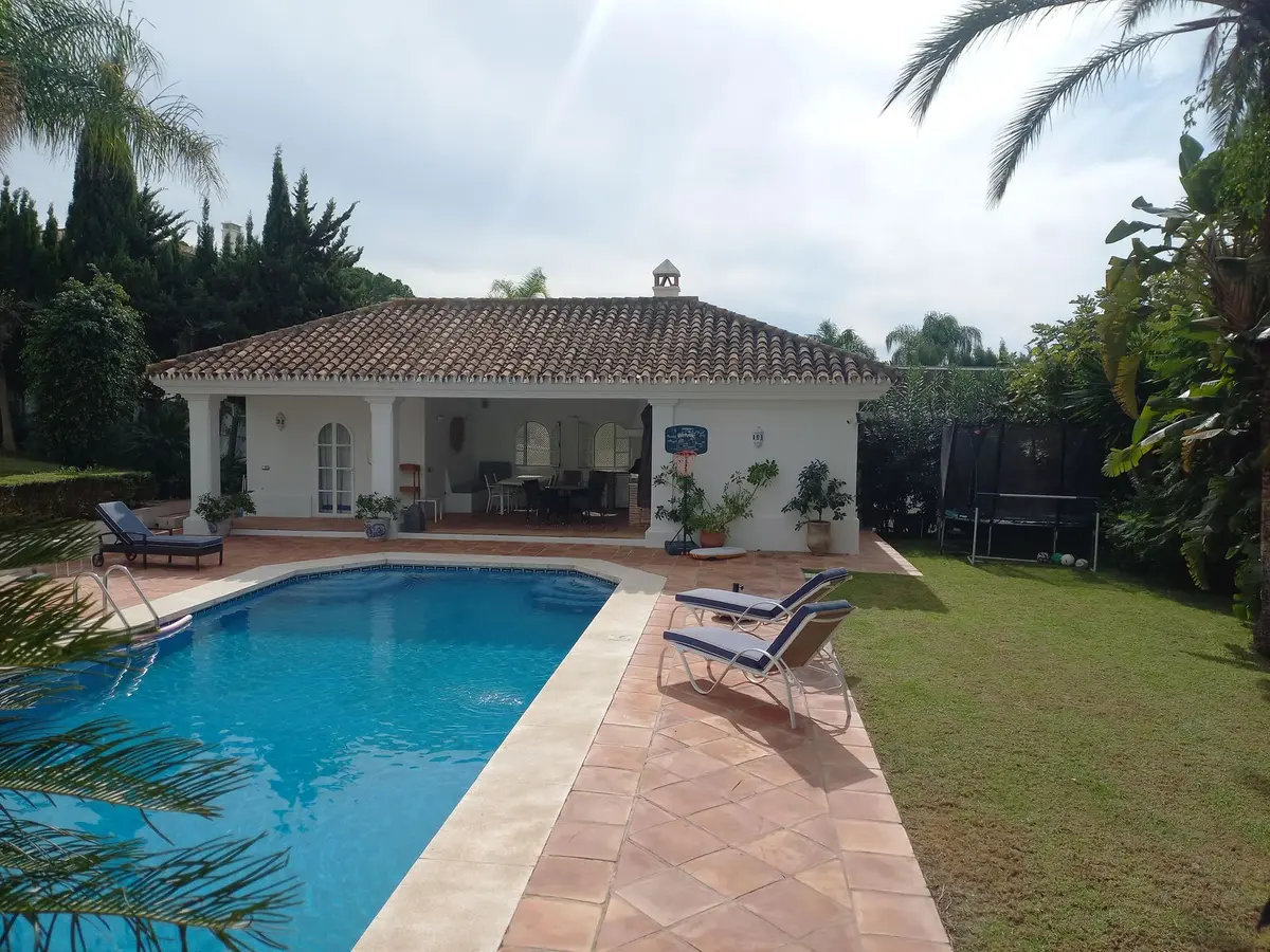 Detached Villa in Guadalmina Alta