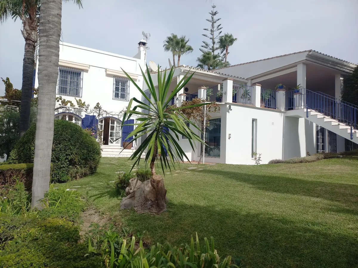 Detached Villa in Guadalmina Alta