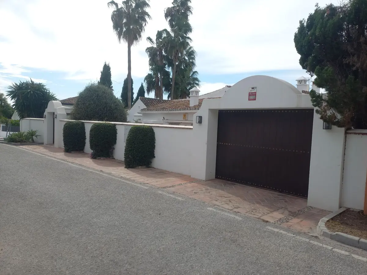 Detached Villa in Guadalmina Alta