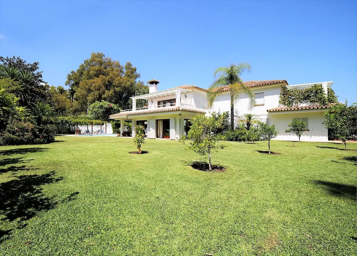 Detached Villa in Costalita