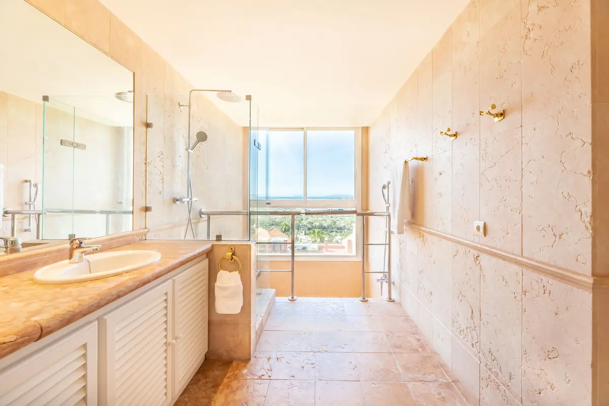 Penthouse in Nueva Andalucía