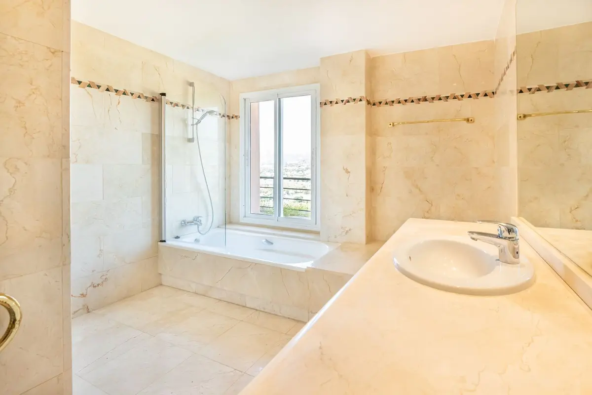 Penthouse in Nueva Andalucía