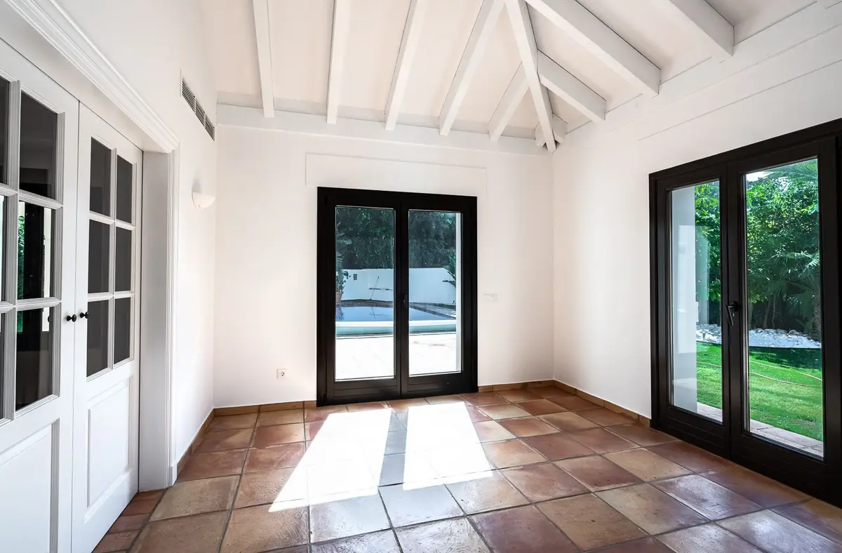 Detached Villa in Guadalmina Baja