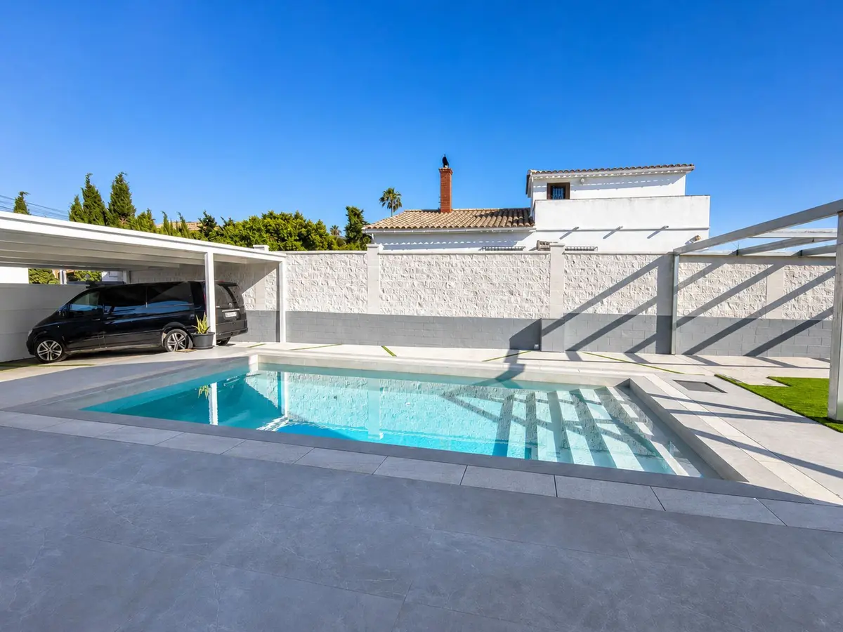 Detached Villa in Estepona