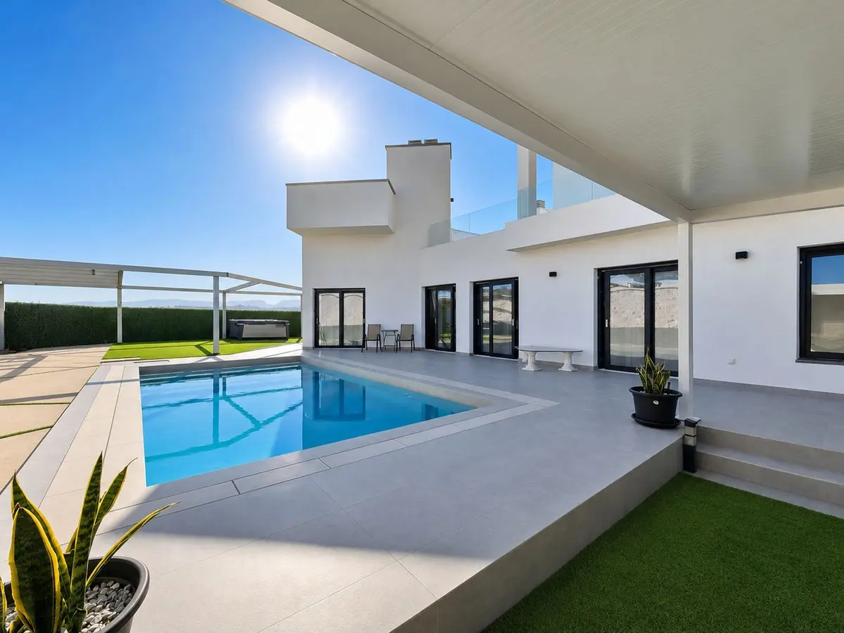 Detached Villa in Estepona