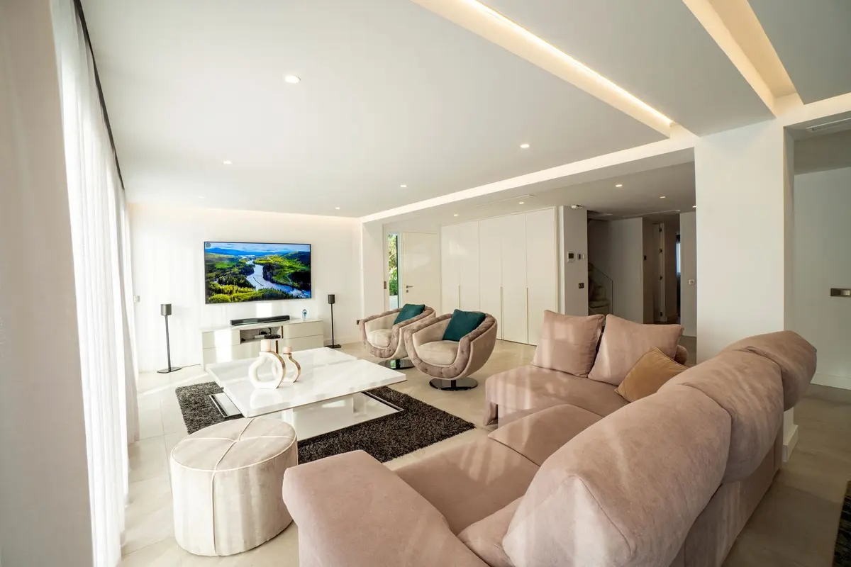Detached Villa in Nueva Andalucía