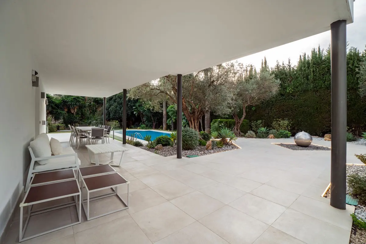 Detached Villa in Nueva Andalucía