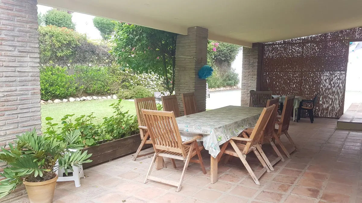 Detached Villa in Elviria