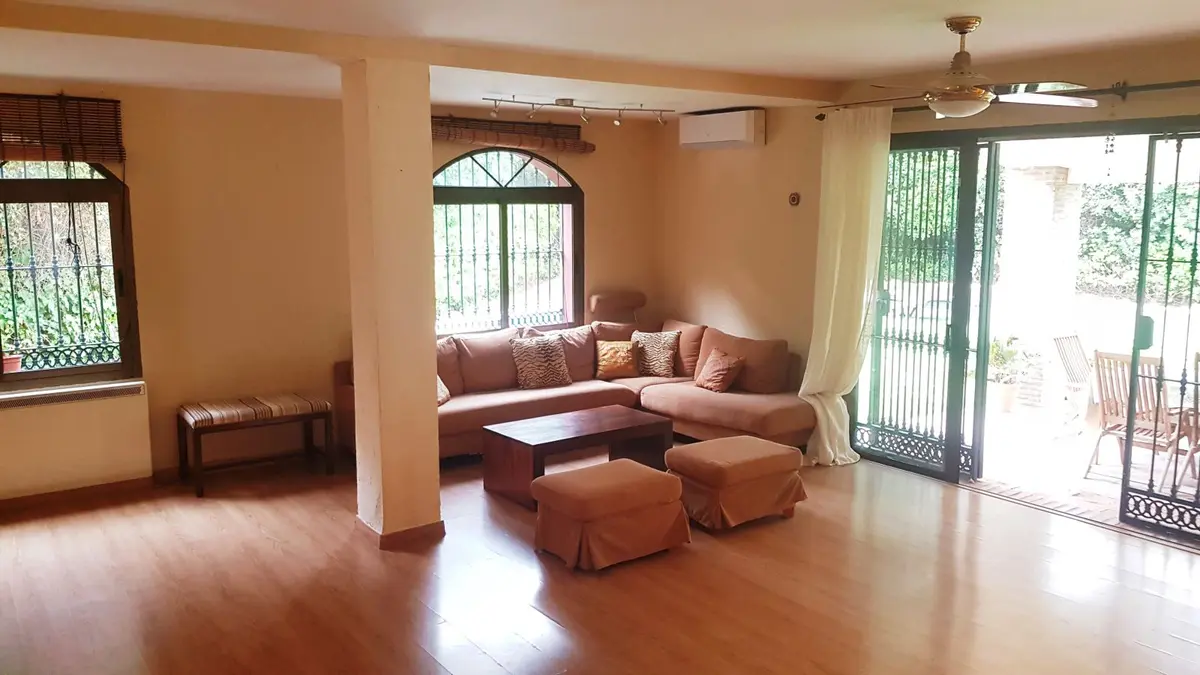 Detached Villa in Elviria