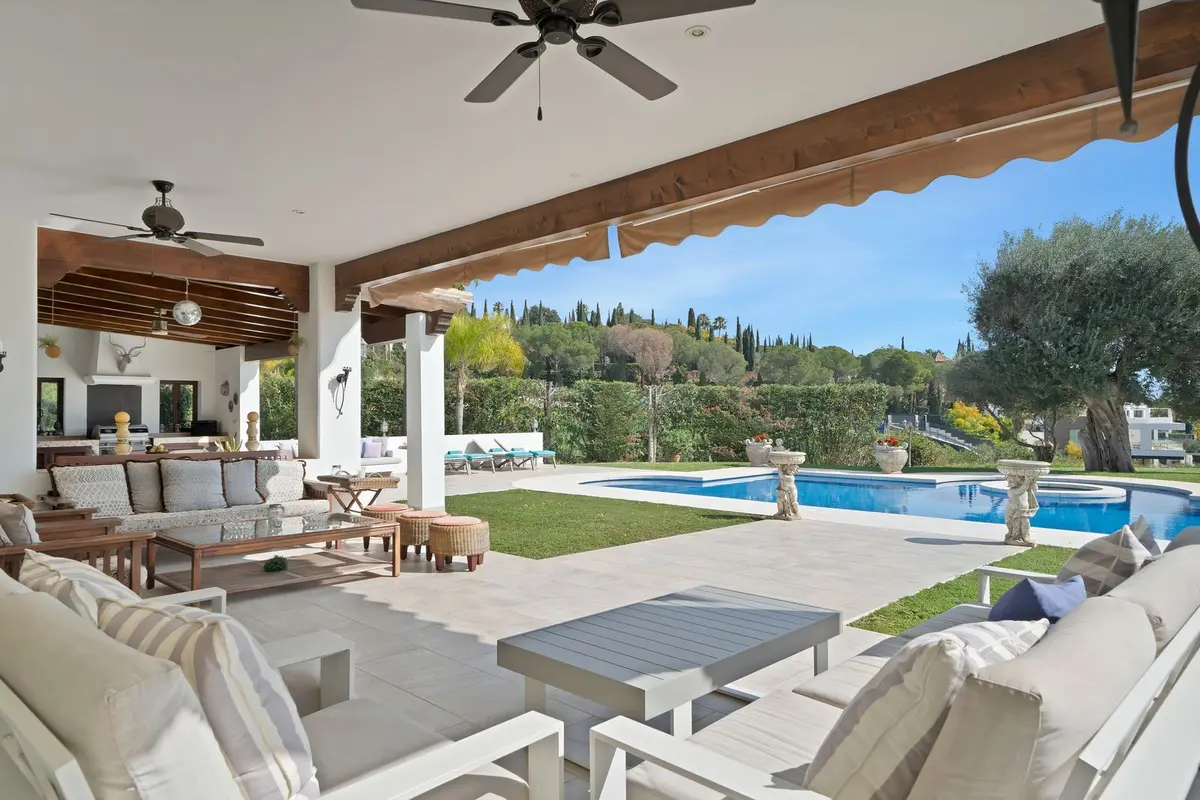 Detached Villa in Nueva Andalucía