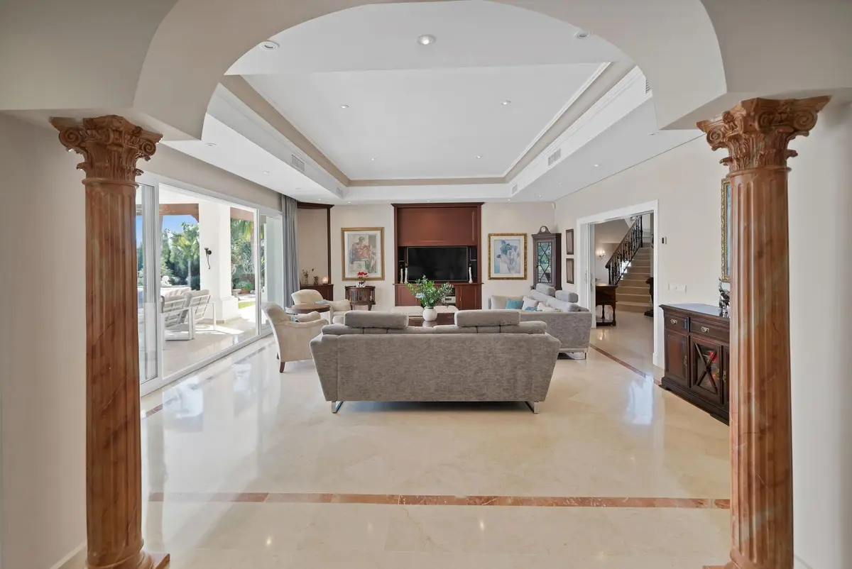 Detached Villa in Nueva Andalucía