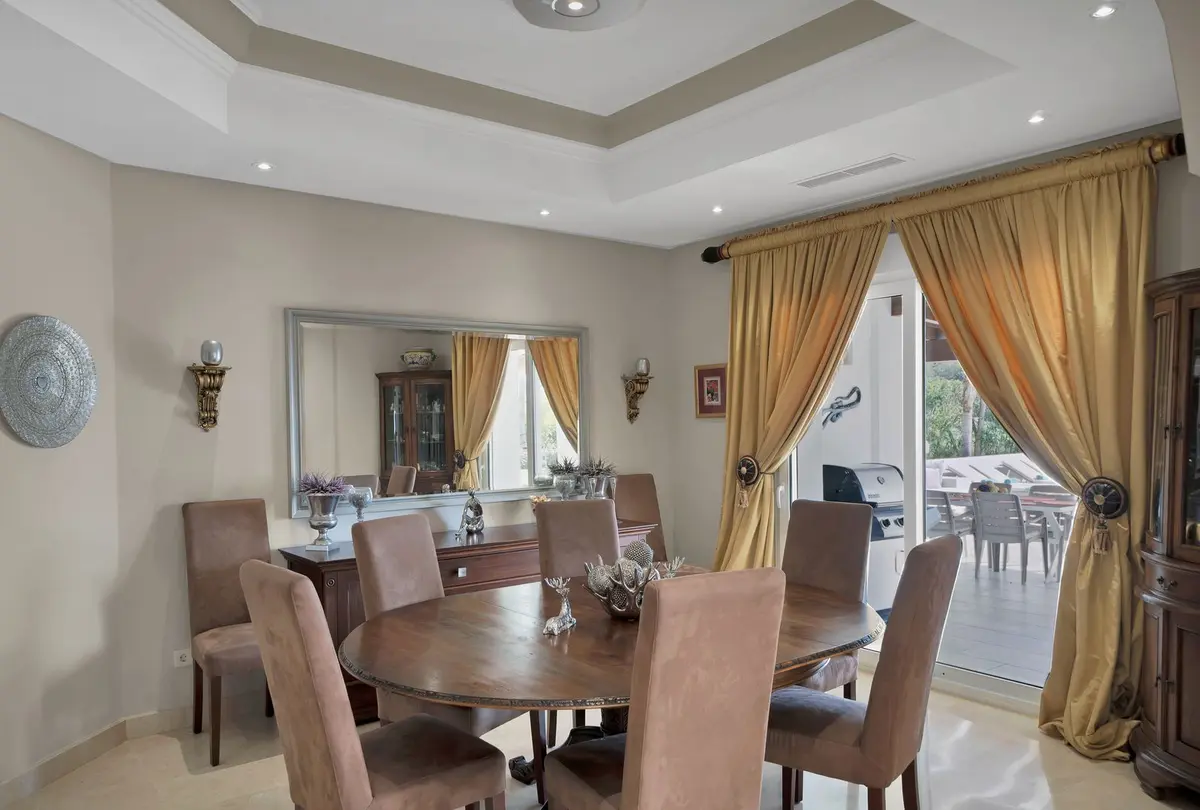 Detached Villa in Nueva Andalucía