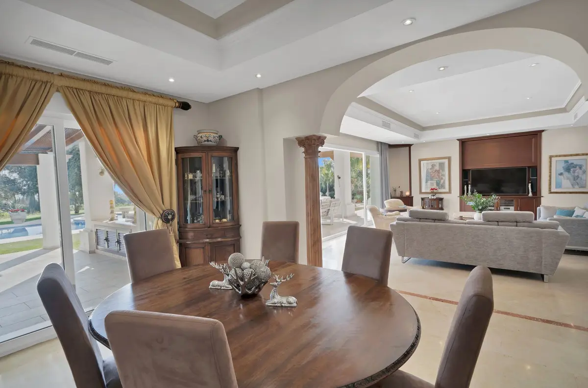 Detached Villa in Nueva Andalucía