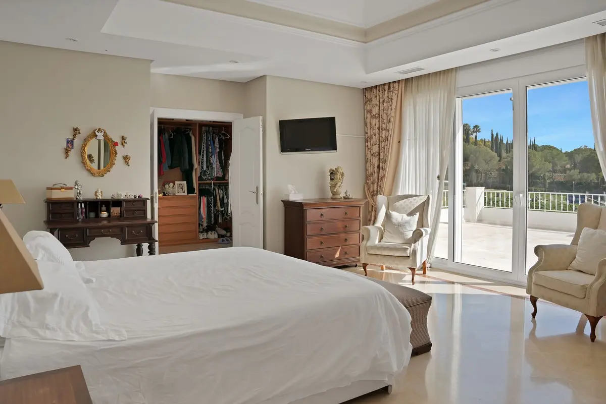 Detached Villa in Nueva Andalucía