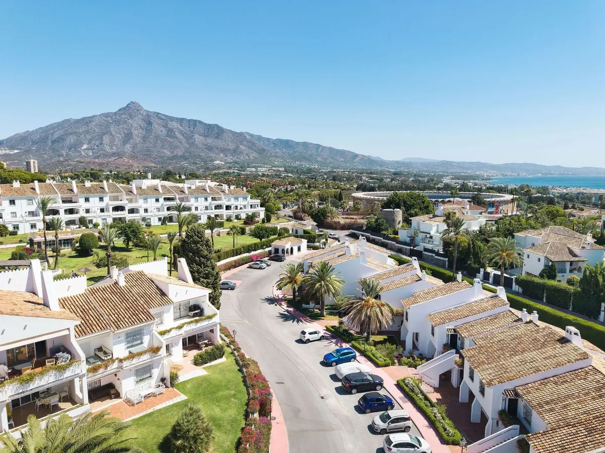 Ground Floor Apartment in Nueva Andalucía
