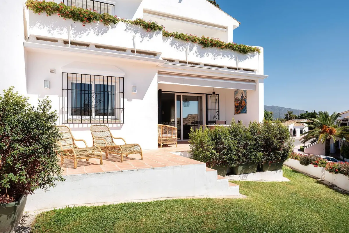 Ground Floor Apartment in Nueva Andalucía