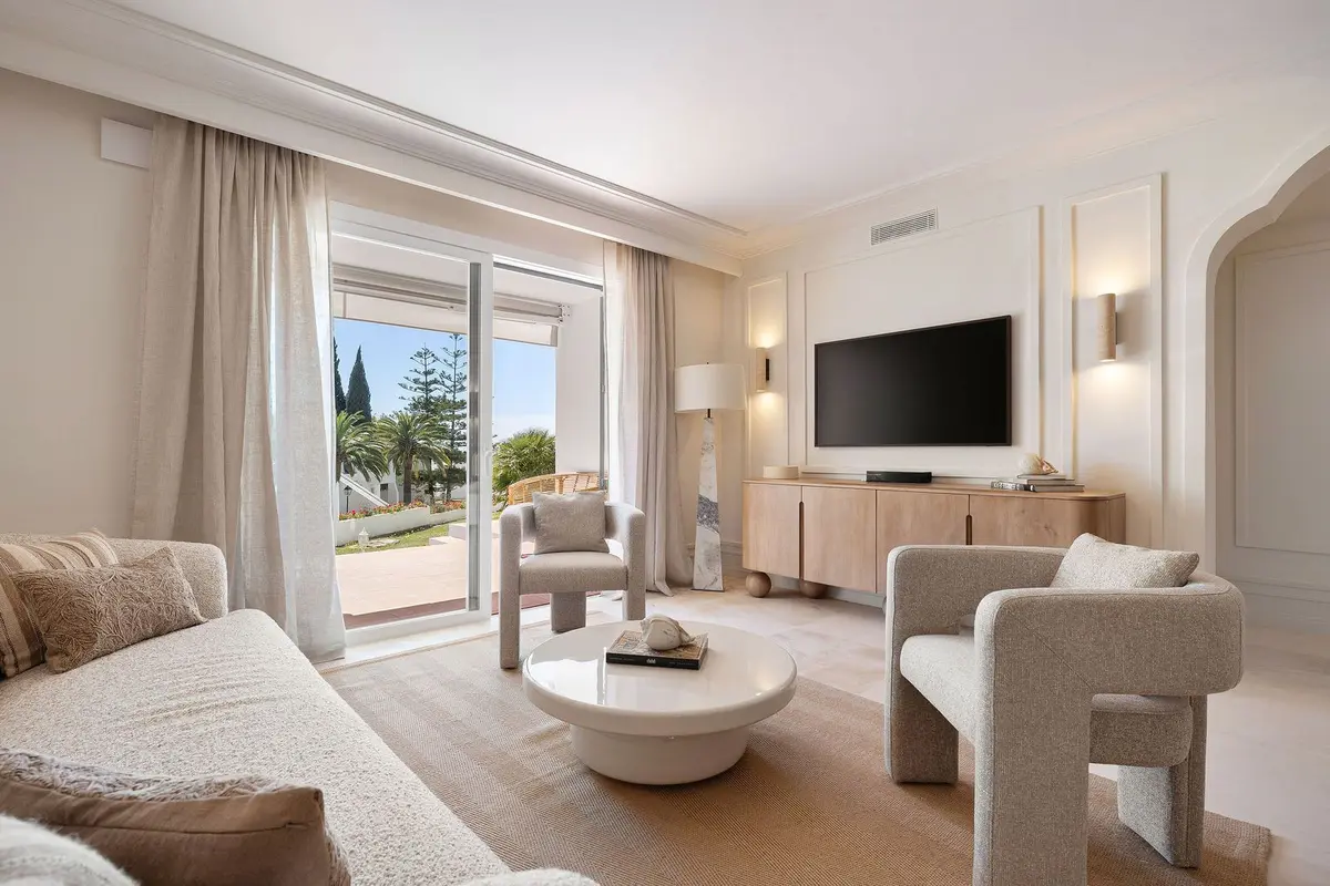 Ground Floor Apartment in Nueva Andalucía