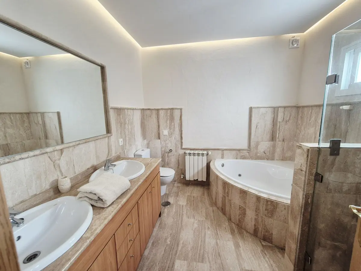 Detached Villa in Guadalmina Baja