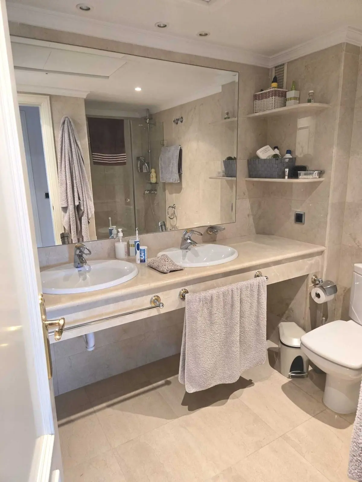 Middle Floor Apartment in Puerto Banús