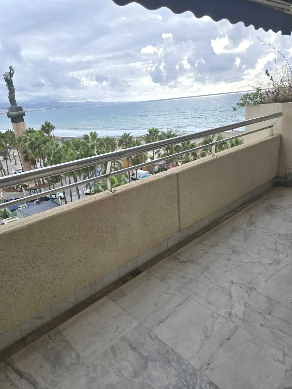 Middle Floor Apartment in Puerto Banús