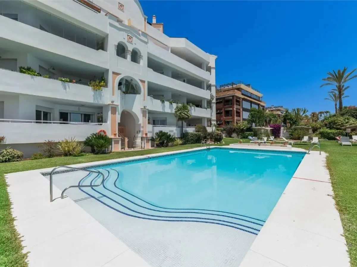 Middle Floor Apartment in Marbella