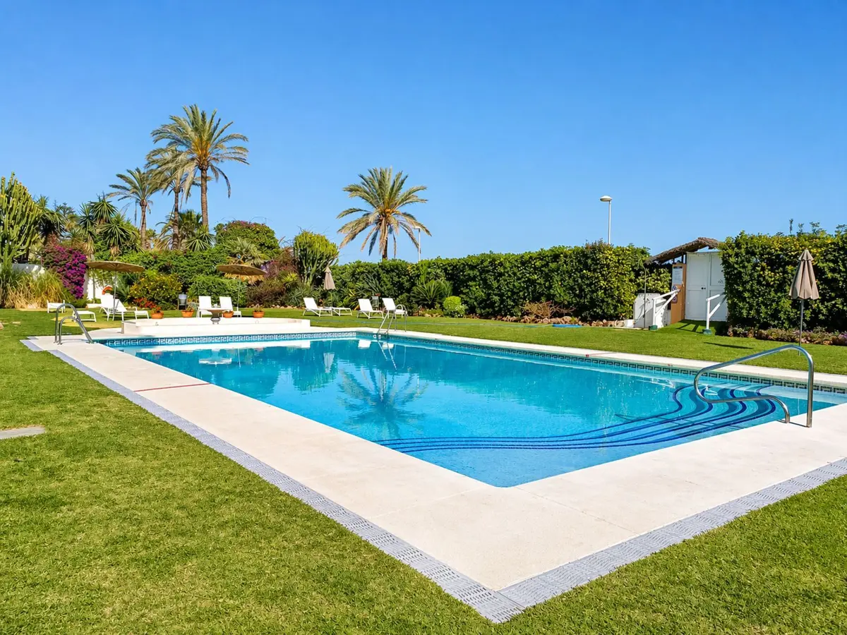 Middle Floor Apartment in Marbella