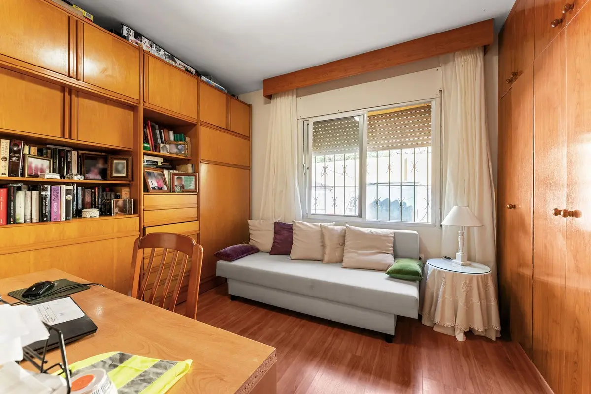 Detached Villa in El Paraiso