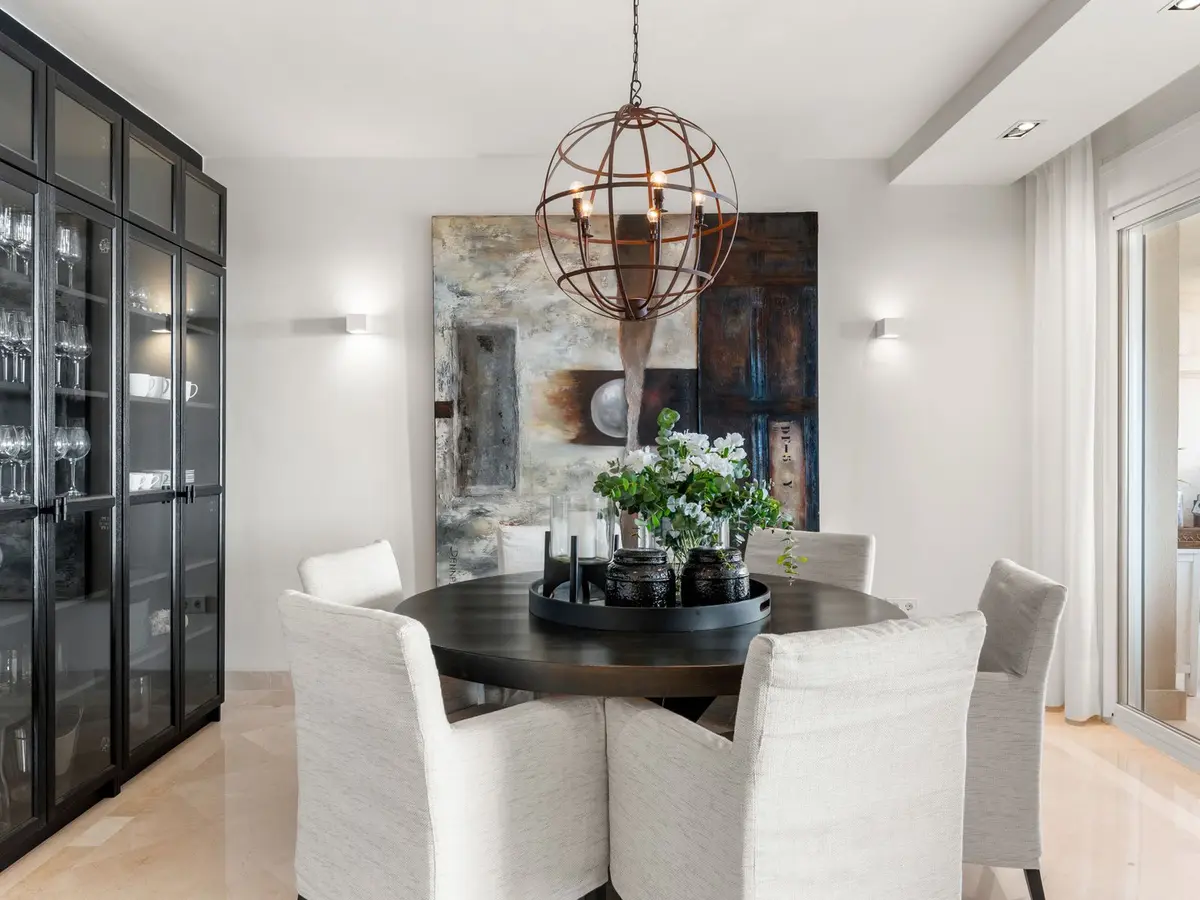 Middle Floor Apartment in Nueva Andalucía