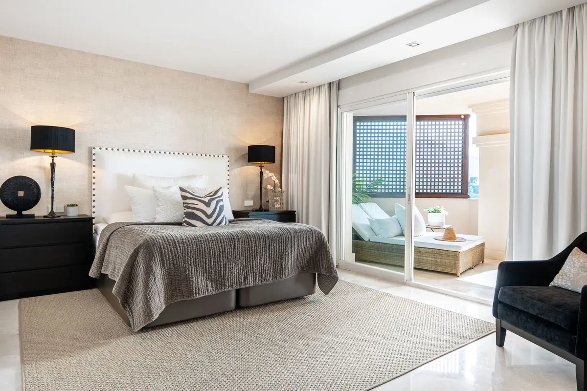Middle Floor Apartment in Nueva Andalucía