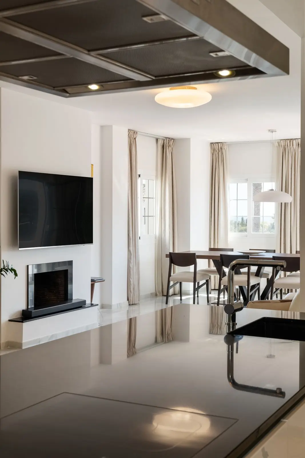 Middle Floor Apartment in Nueva Andalucía