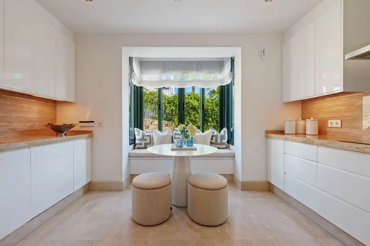 Detached Villa in Nueva Andalucía
