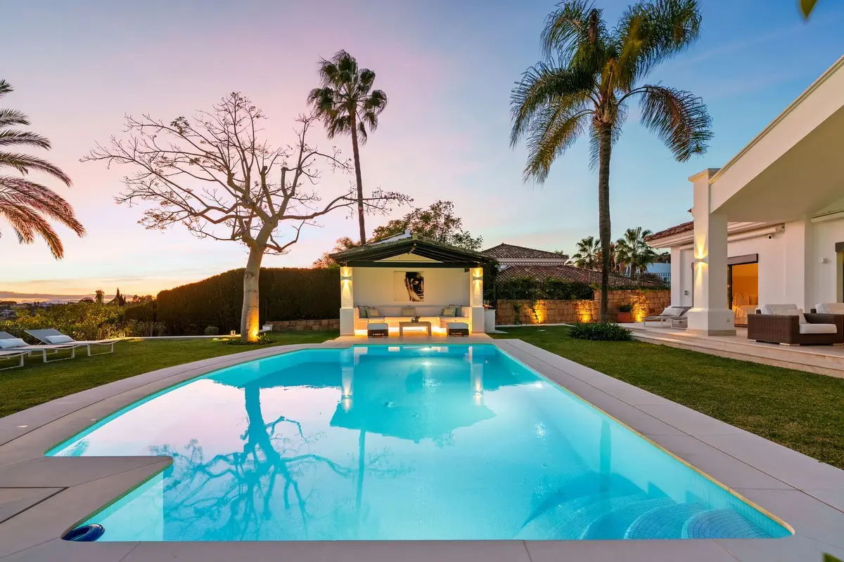 Detached Villa in Nueva Andalucía