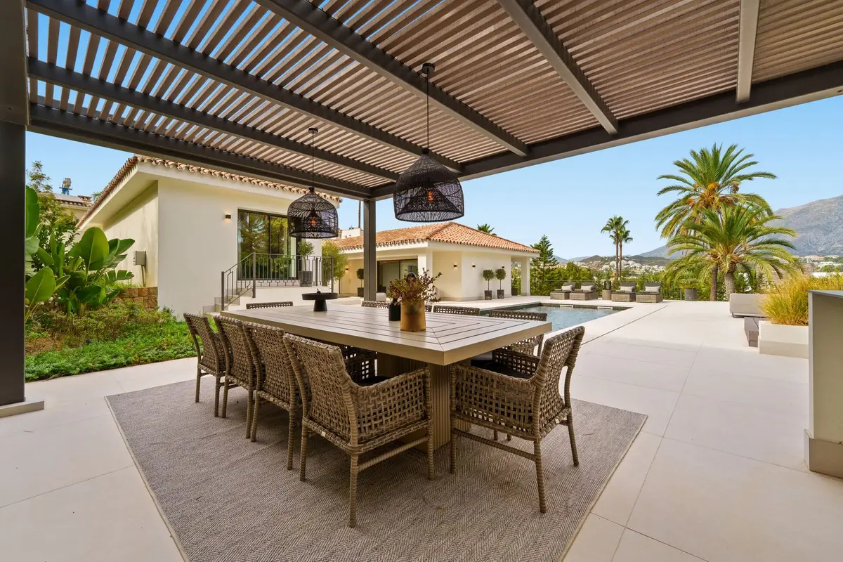Detached Villa in Nueva Andalucía
