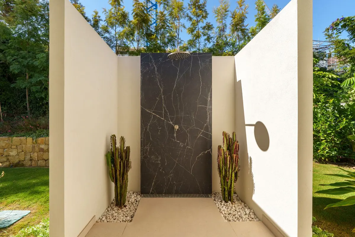 Detached Villa in Nueva Andalucía