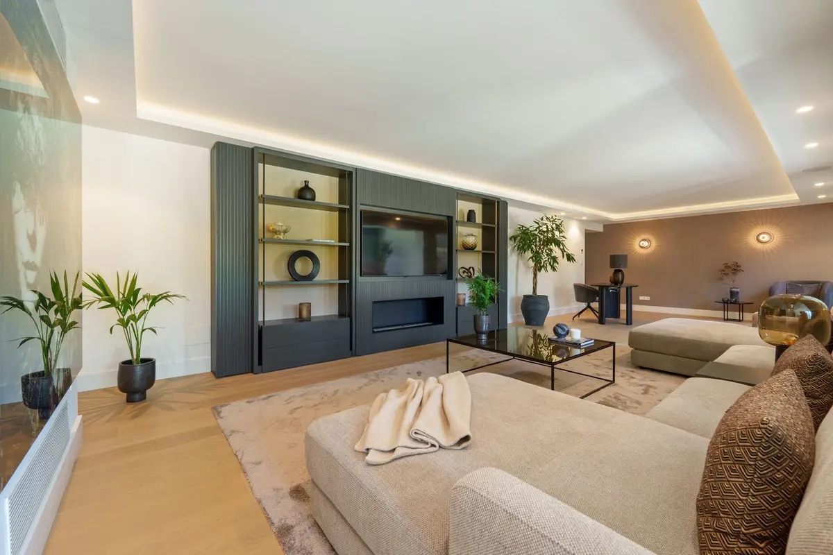 Detached Villa in Nueva Andalucía