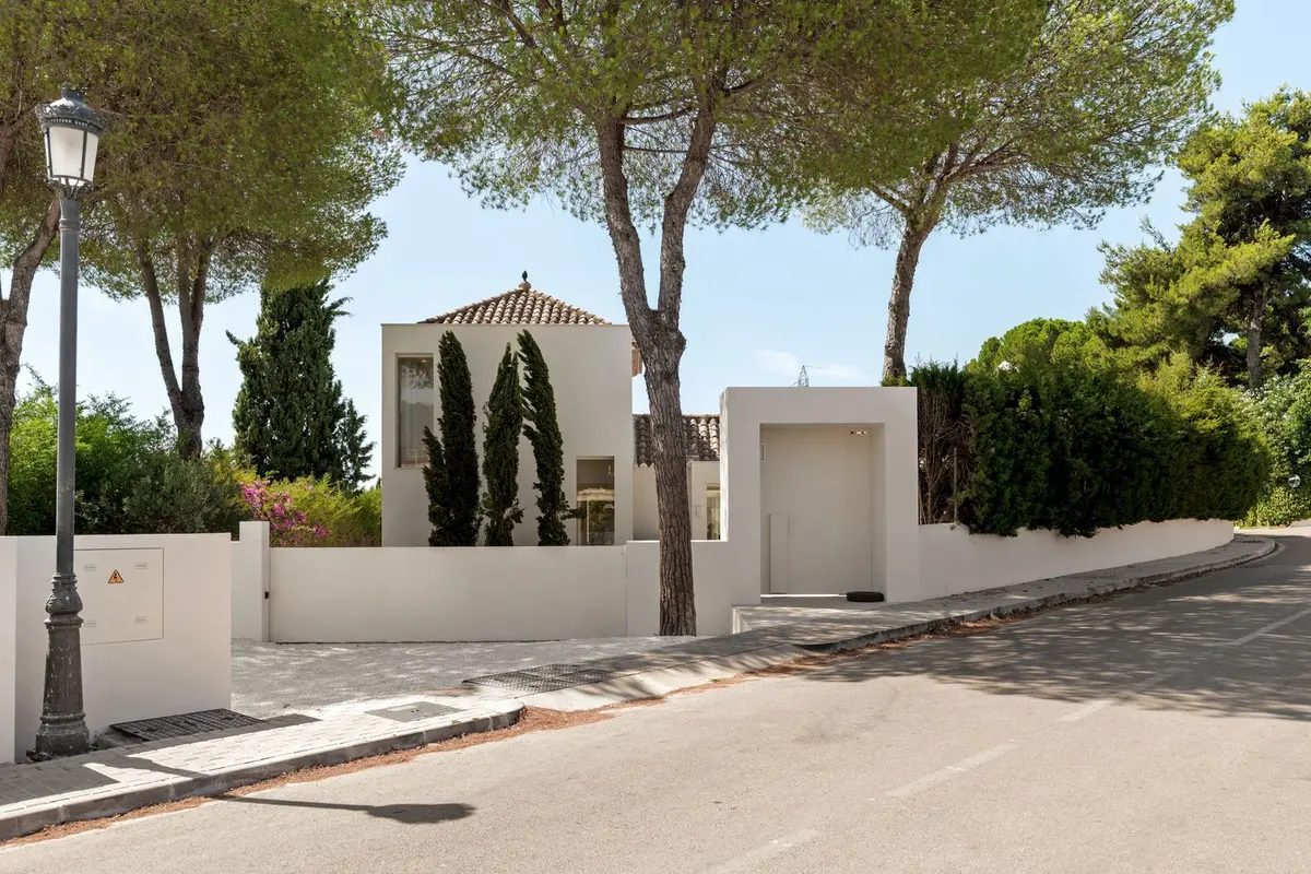 Detached Villa in El Paraiso