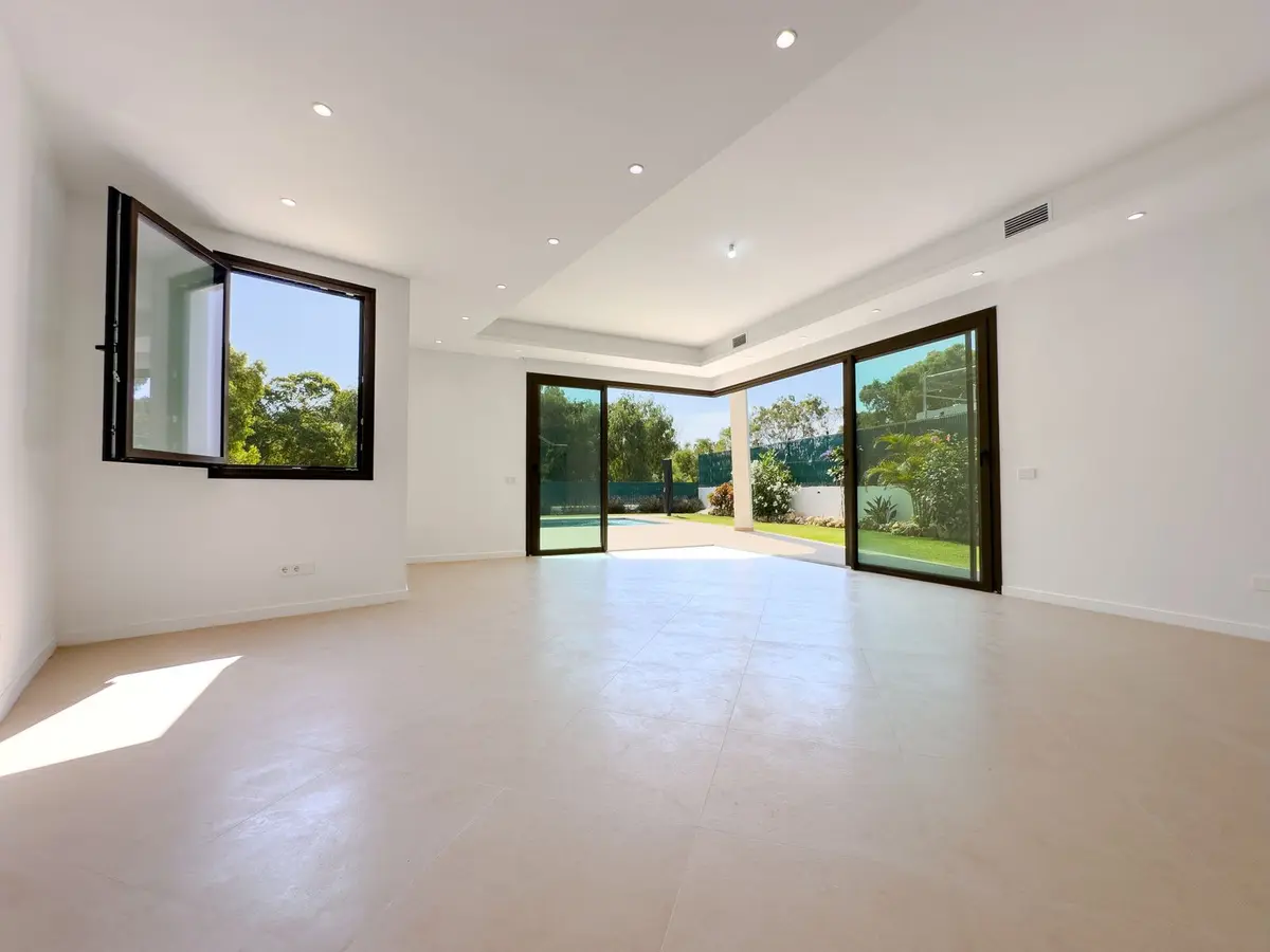 Detached Villa in Estepona