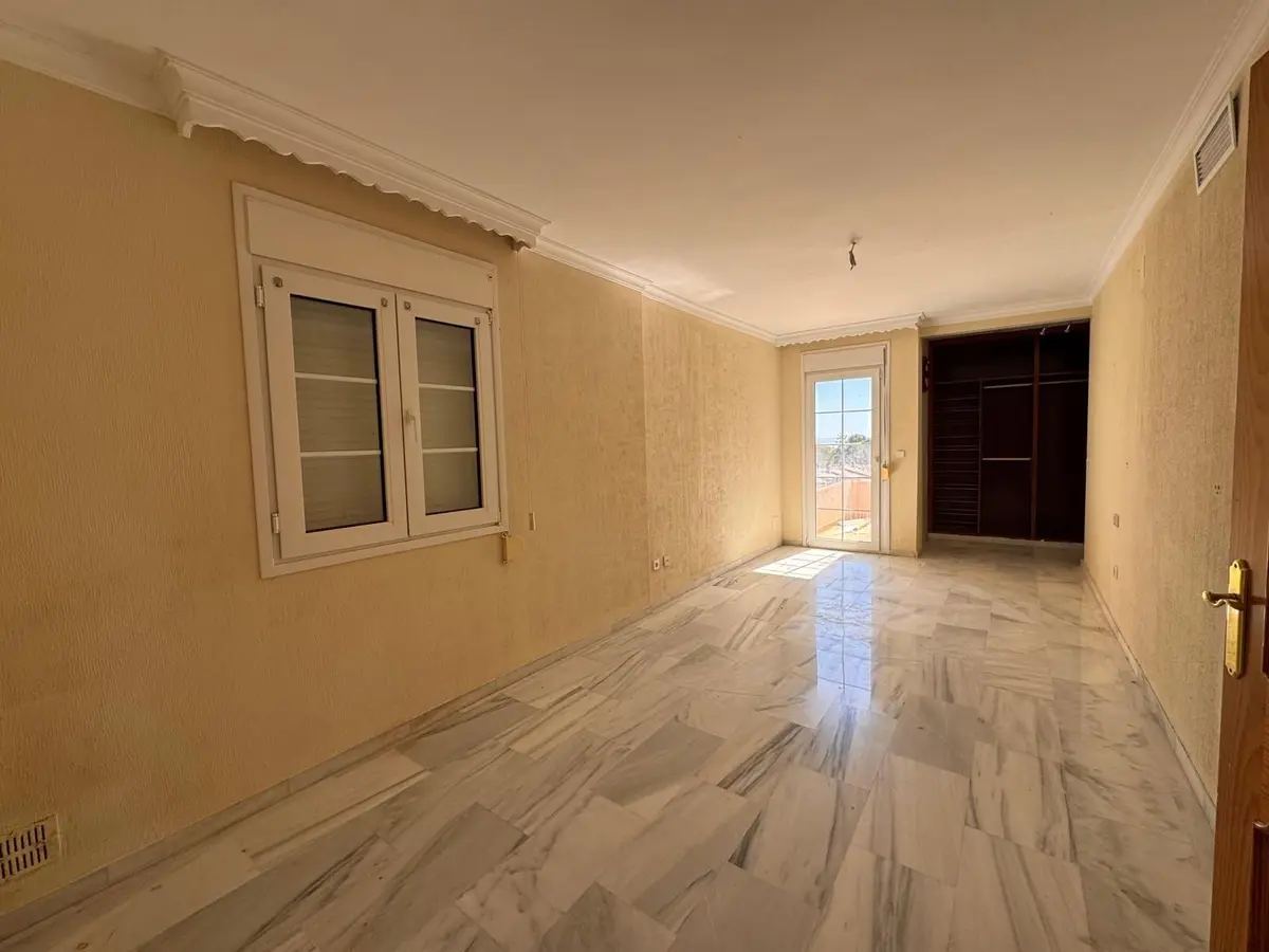 Detached Villa in Estepona