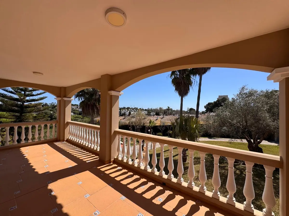 Detached Villa in Estepona