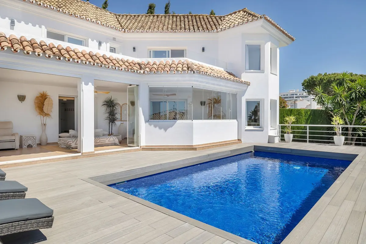 Detached Villa in Estepona