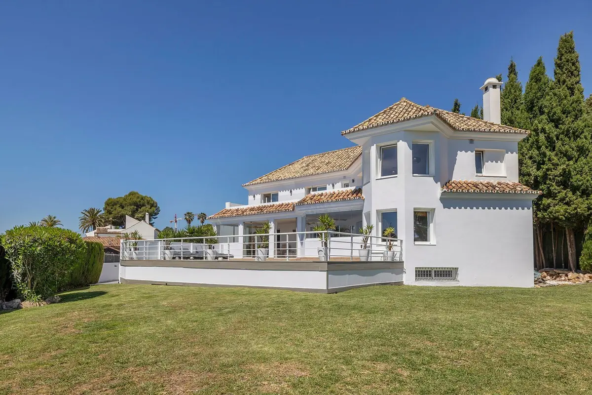 Detached Villa in Estepona