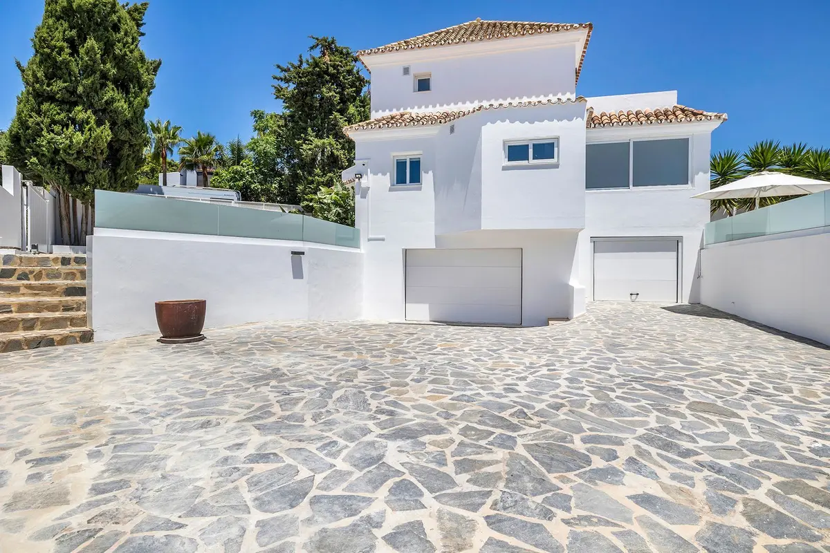 Detached Villa in Estepona