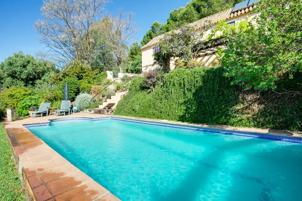 Detached Villa in Estepona