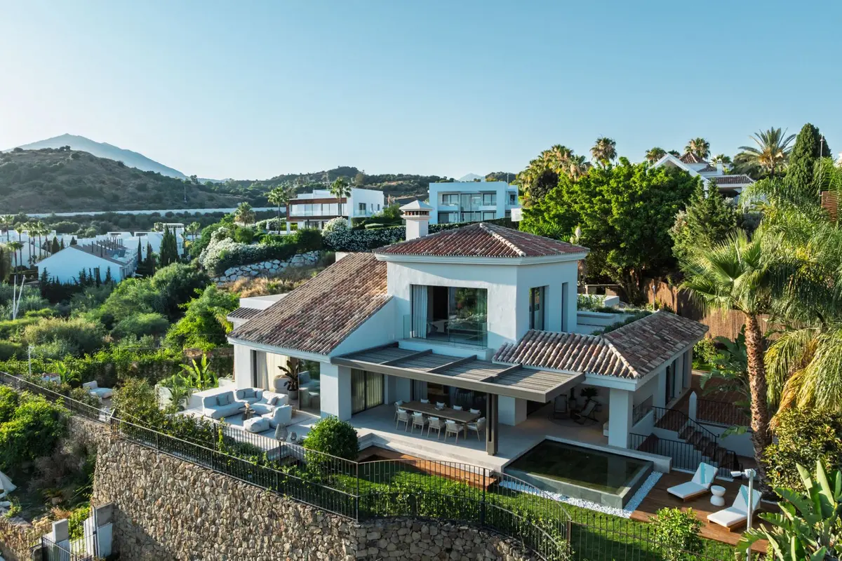 Detached Villa in Nueva Andalucía