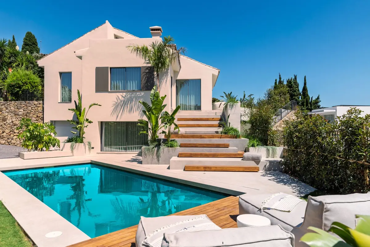 Detached Villa in Nueva Andalucía
