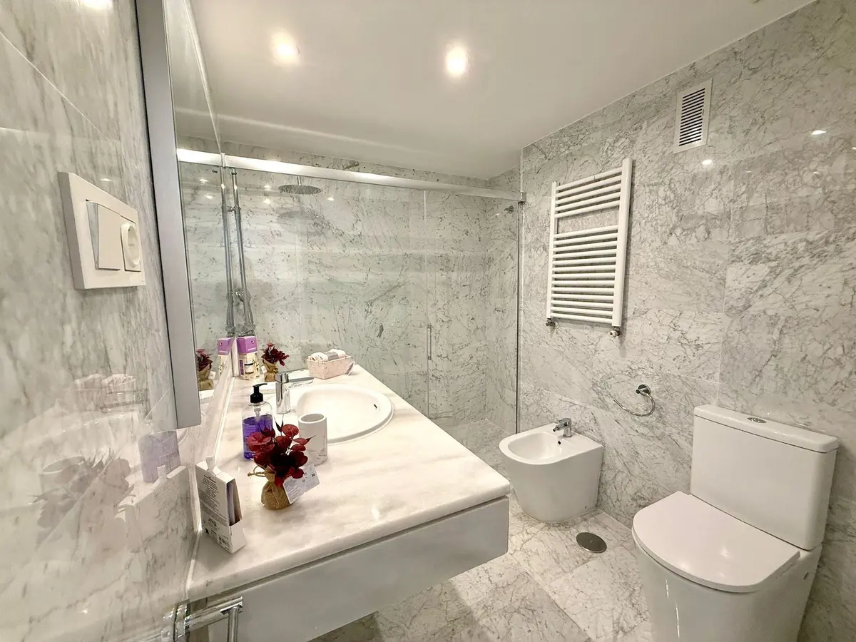 Middle Floor Apartment in Puerto Banús