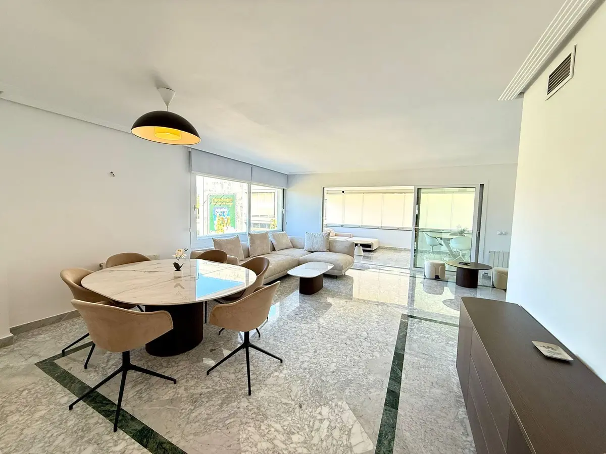 Middle Floor Apartment in Puerto Banús