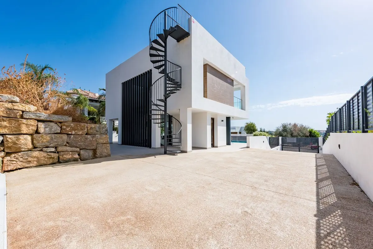 Detached Villa in Estepona